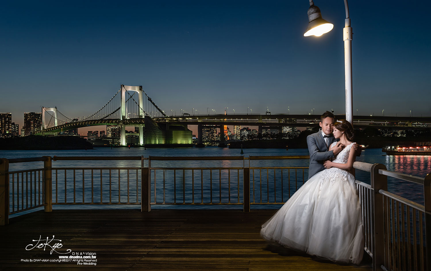 《東京婚紗》anna&miko/日本海外婚紗封面 《東京婚紗》anna&miko/日本海外婚紗封面